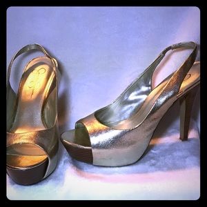 Jessica Simpson Gold Sling Back Shoe